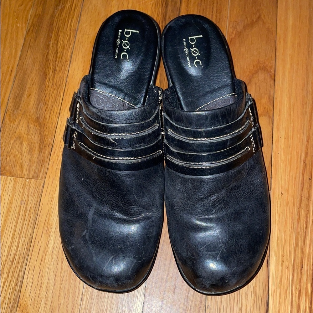 b.o.c. (Born Concept) Women's Classic Black Leather Mules/Clogs. Size 11